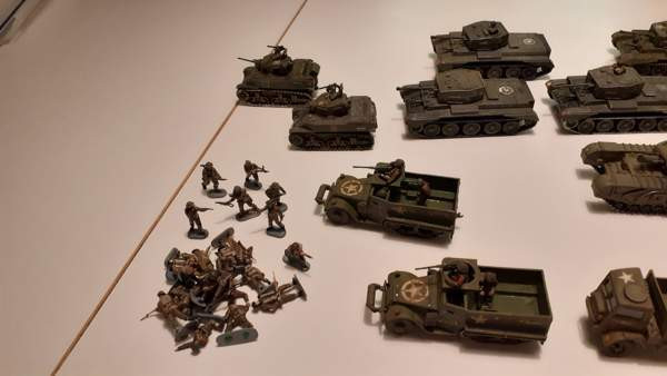 Englantilaisia WWII muovisotilaita ja kalustoa (osa 1) Helsinki – foto 2