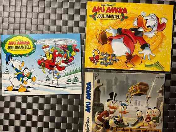 Aku Ankka Joulumantelit v. 1987 2012 ja 2017 (5e/kpl) Hattula