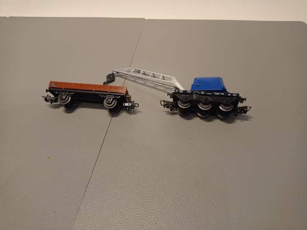 2x Märklin-vaunua - 1x nosturivaunukokonaisuus (H0) Tampere - valokuva 2