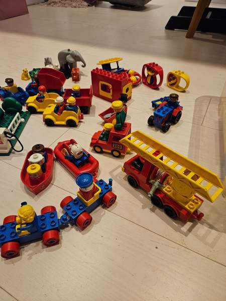 Lego Duplo setti + laatikko Oulu - photo 4