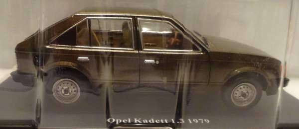 Pienoismalli Opel Kadett 1,3 1979  1/24 Tampere – foto 1