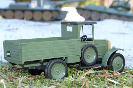 Talvisota AMO F15 kuorma-auto 1930 Neuvostoliitto armeija pienoismalli CCCP Tampere