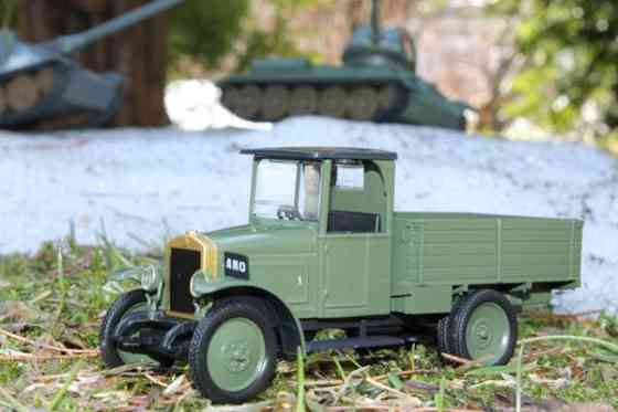 Talvisota AMO F15 kuorma-auto 1930 Neuvostoliitto armeija pienoismalli CCCP Tampere