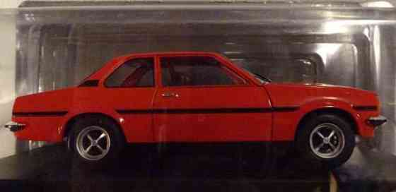 Pienoismalli Opel Ascona B 1979  1/24 Tampere