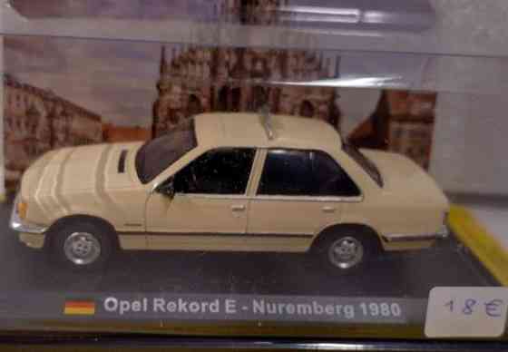 Pienoismalli Opel Rekord E Taxi Nürnberg       1/43 Tampere