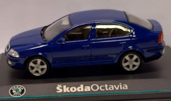Pienoismalli Skoda Octavia II 2004 sedan   1/43 Тампере - изображение 1