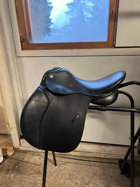 Sydney Vs 16” Pori – foto 1