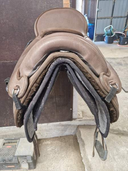 Barefoot cheyenne satula Loimaa - изображение 2