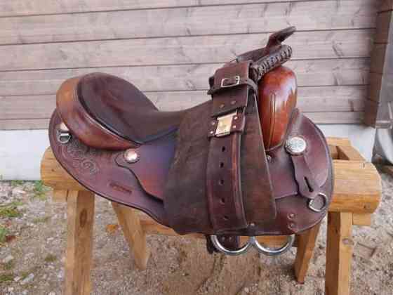 Vanha lännensatula Big Horn ruskeaa nahkaa Kurikka