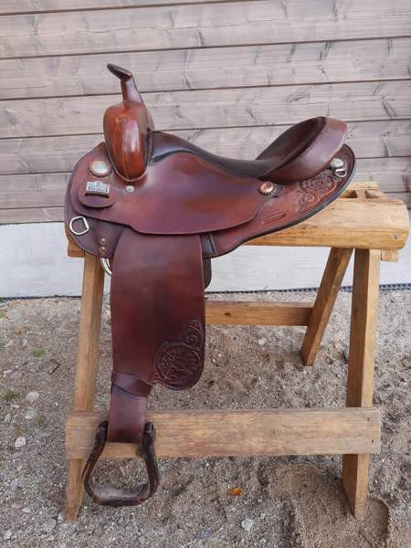 Vanha lännensatula Big Horn ruskeaa nahkaa Kurikka – foto 1