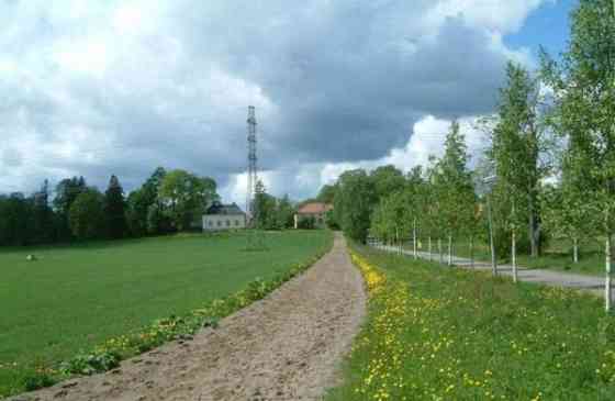 Vuokralle annetaan: Tallipaikka Tuomarinkartanon Kilpatallissa Helsinki