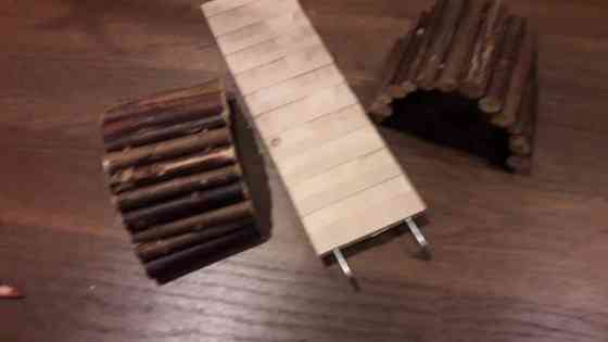 Hamsterin mökki ja 2 siltaa Ii