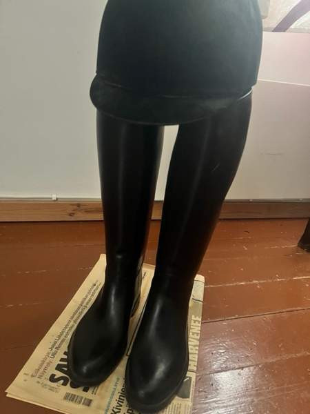 Ratsastussaapaat ja ratsastuskypärä Tuusniemi - valokuva 2