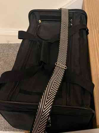 Pienen koira kantokassi Вантаа