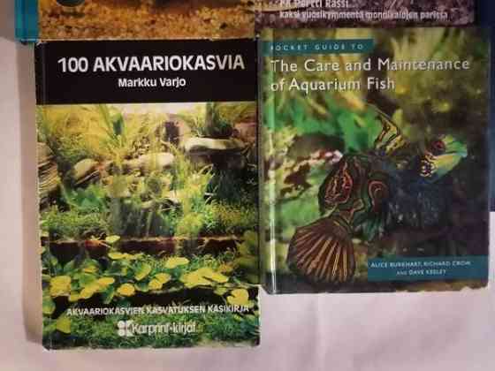 Vyvät akvaario kirjat pakettina Raisio