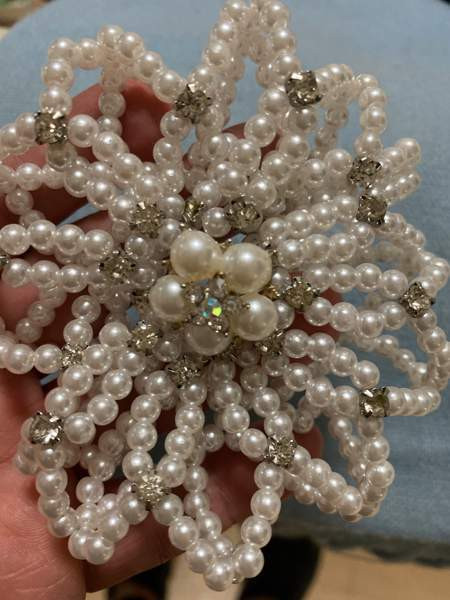 Hiuskoriste, hiusvwekko, helmipinni, hiustarvike, kouluratsastus, Espoo – foto 1