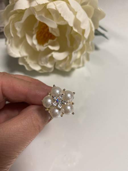 Hiuskoriste, hiusvwekko, helmipinni, hiustarvike, kouluratsastus, Espoo – foto 3