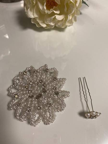 Hiuskoriste, hiusvwekko, helmipinni, hiustarvike, kouluratsastus, Espoo – foto 2