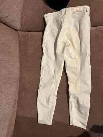 Kisatakki ja housut Тампере