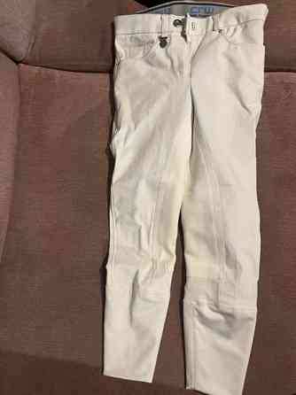 Kisatakki ja housut Тампере