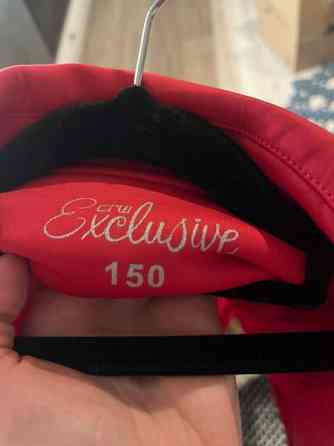 Kisatakki ja housut Тампере