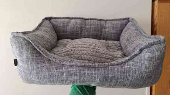 Pienen koiran tai pennun peti Turku