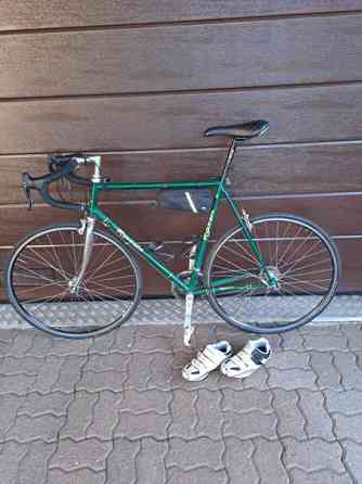 Maantiepyörä + ajokengät Hamina