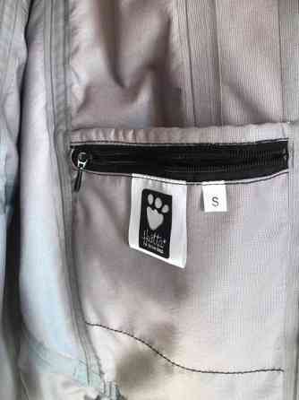 Hurtta treeni / ulkoilutakki S musta Turku