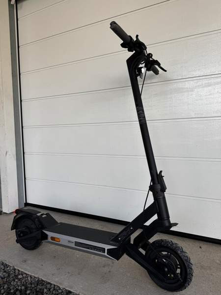 Sähköpotkulauta Navee S60 EU Rauma - valokuva 1