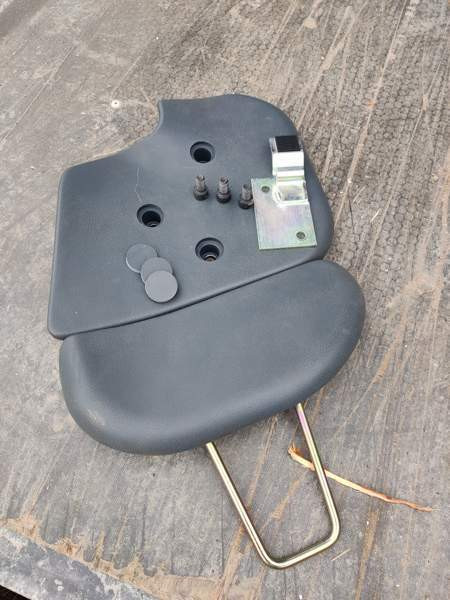 Massey ferguson apumiehen istuin Kalajoki - photo 1