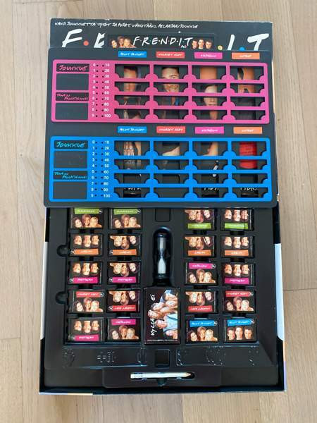 Frendit lautapeli Helsinki - изображение 2