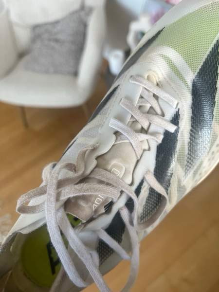 Adidas piikkarit Joensuu - valokuva 5