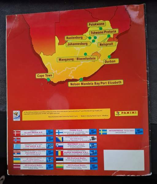 Panini, tyhjä jalkapallotarrojen keräilyalbumi South Africa 2010 Kangasala - valokuva 2