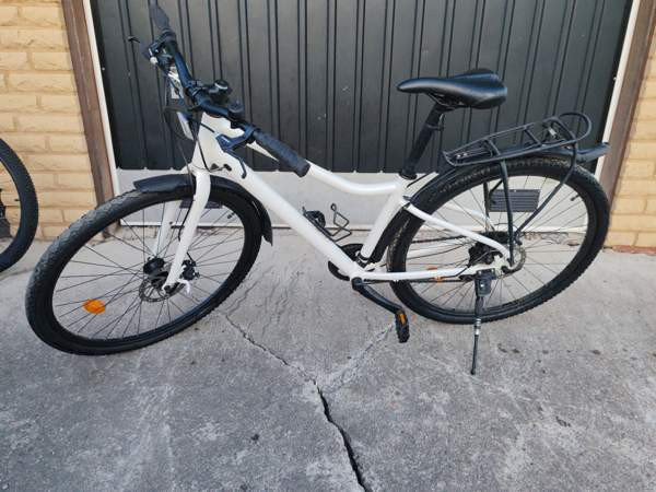 Naisten hybridi polkupyörä White, uudehko Alavus - изображение 1