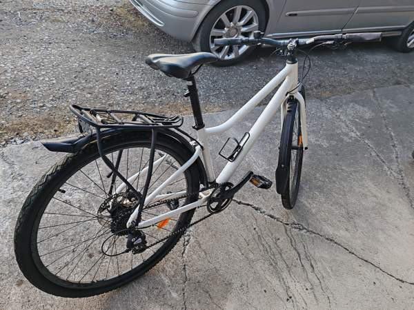 Naisten hybridi polkupyörä White, uudehko Alavus - изображение 2
