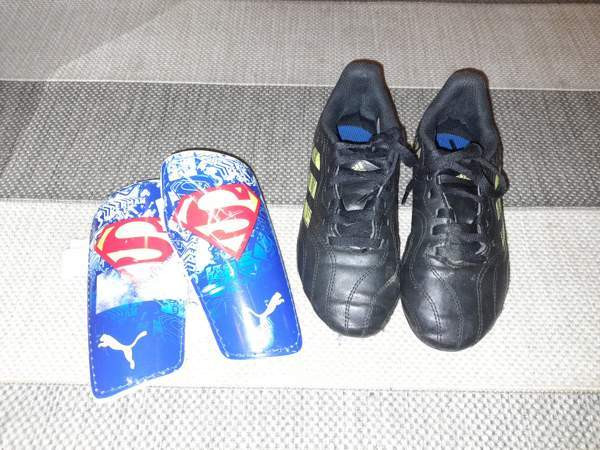 Adidas copa nappikset 31 ja säärisuojat Tampere - photo 1