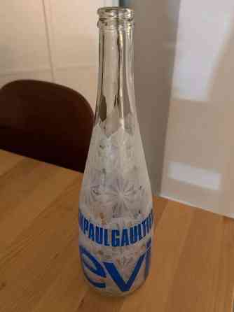 Jean Paul Gaultier Evian lasipullo Helsinki