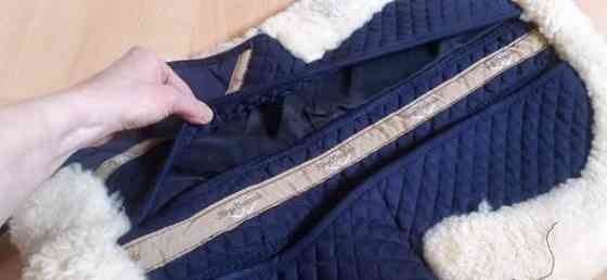 Lampaankarvaromaani Tuusula