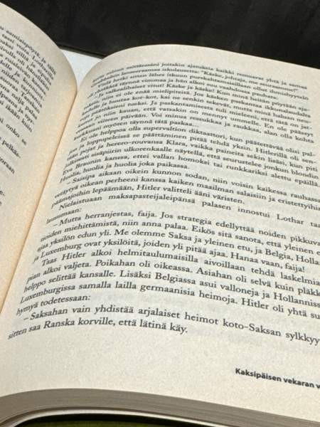 Juha Vuorinen: Kaksipäisen vekaran varjossa Jyvaeskylae - photo 4