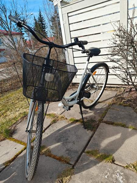 Solifer naisten kaupunkipyörä Jaervenpaeae – foto 2