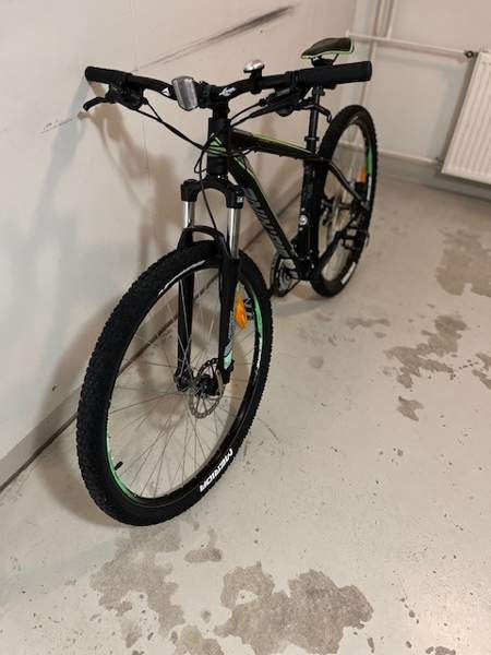 Hyvin pidetty maastopyörä 29¨ Merida Big Nine Kangasala - valokuva 3