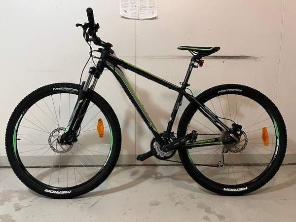 Hyvin pidetty maastopyörä 29¨ Merida Big Nine Kangasala - valokuva 1