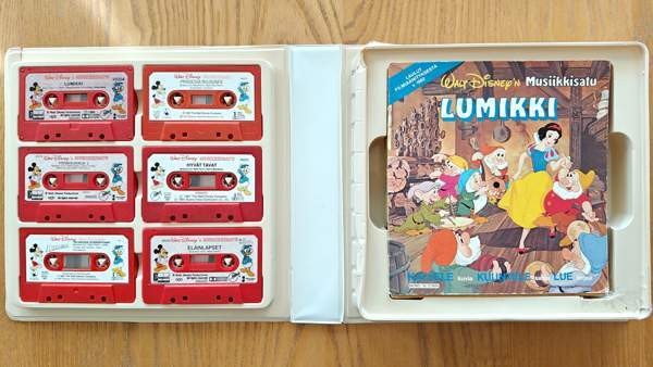 Disneyland: Walt Disney musiikkisatu boksi retro Hamina – foto 2