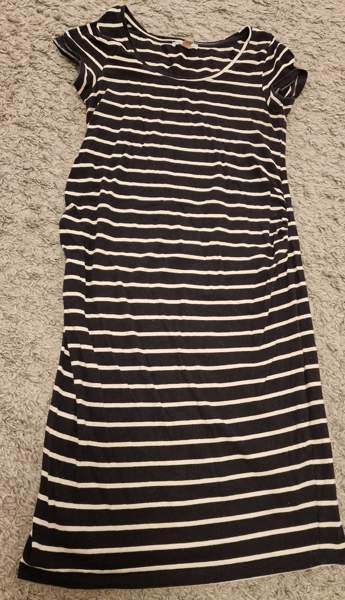 Äitiysmekko Turku - valokuva 1