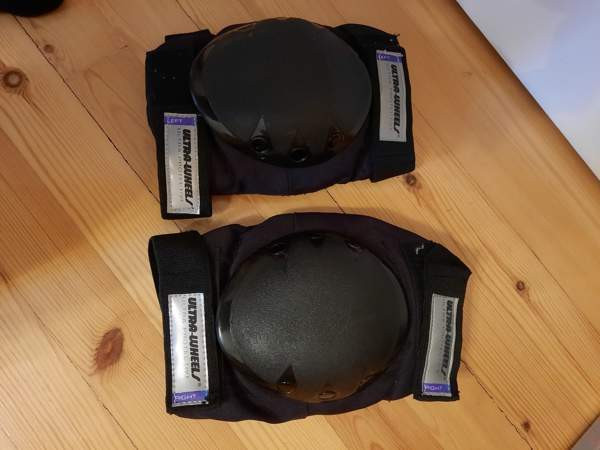 Polvisuojat ja rannesuojat rullaluistelijalle Oulu – foto 1