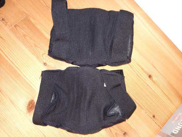 Polvisuojat ja rannesuojat rullaluistelijalle Oulu – foto 2