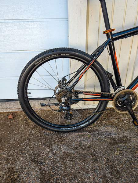 Hyväkuntoinen Arinos MTX3 26" maastopyörä Espoo – foto 4