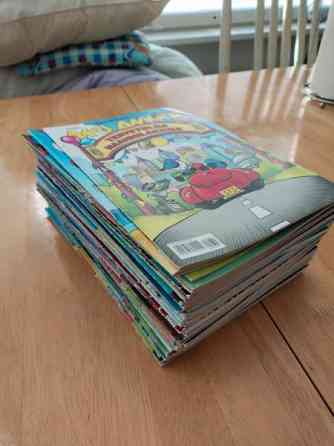 43 kpl Aku Ankka -sarjakuvia (39/2021 - 29/2022) Joensuu