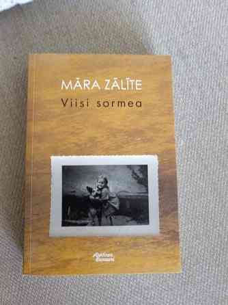 3 kirjaa, kaunokirjallisuus. Lahti