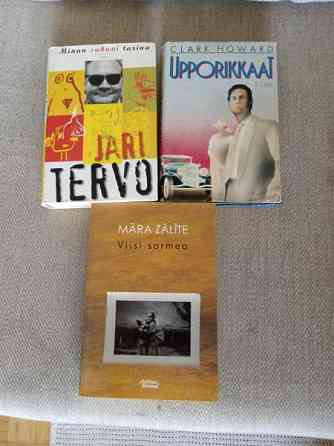 3 kirjaa, kaunokirjallisuus. Lahti